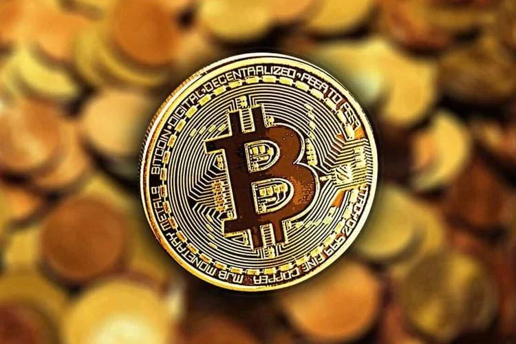 چگونه میتوان بیت کوین را به پول نقد (ریال، دلار، یورو) تبدیل کرد؟ تبدیل بیت کوین به پول نقد
